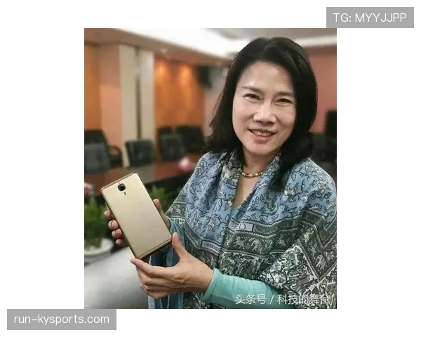 高磊家窗台上买了个啥?看着都不像普通人过日子 高磊家窗台上买了个啥?看着都不像普通人过日子